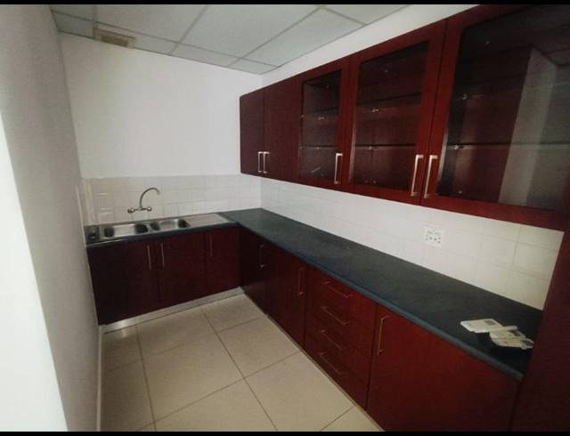 BUSINESS PROPERTY TO RENT IN BRYANSTON